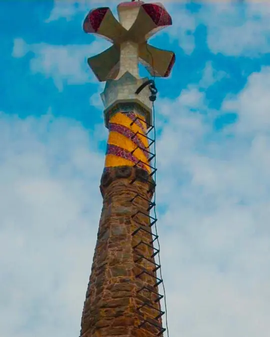 Rehabilitación fachada Barcelona: consolidación estructural del remate de la Torre Bellesguard, en Barcelona